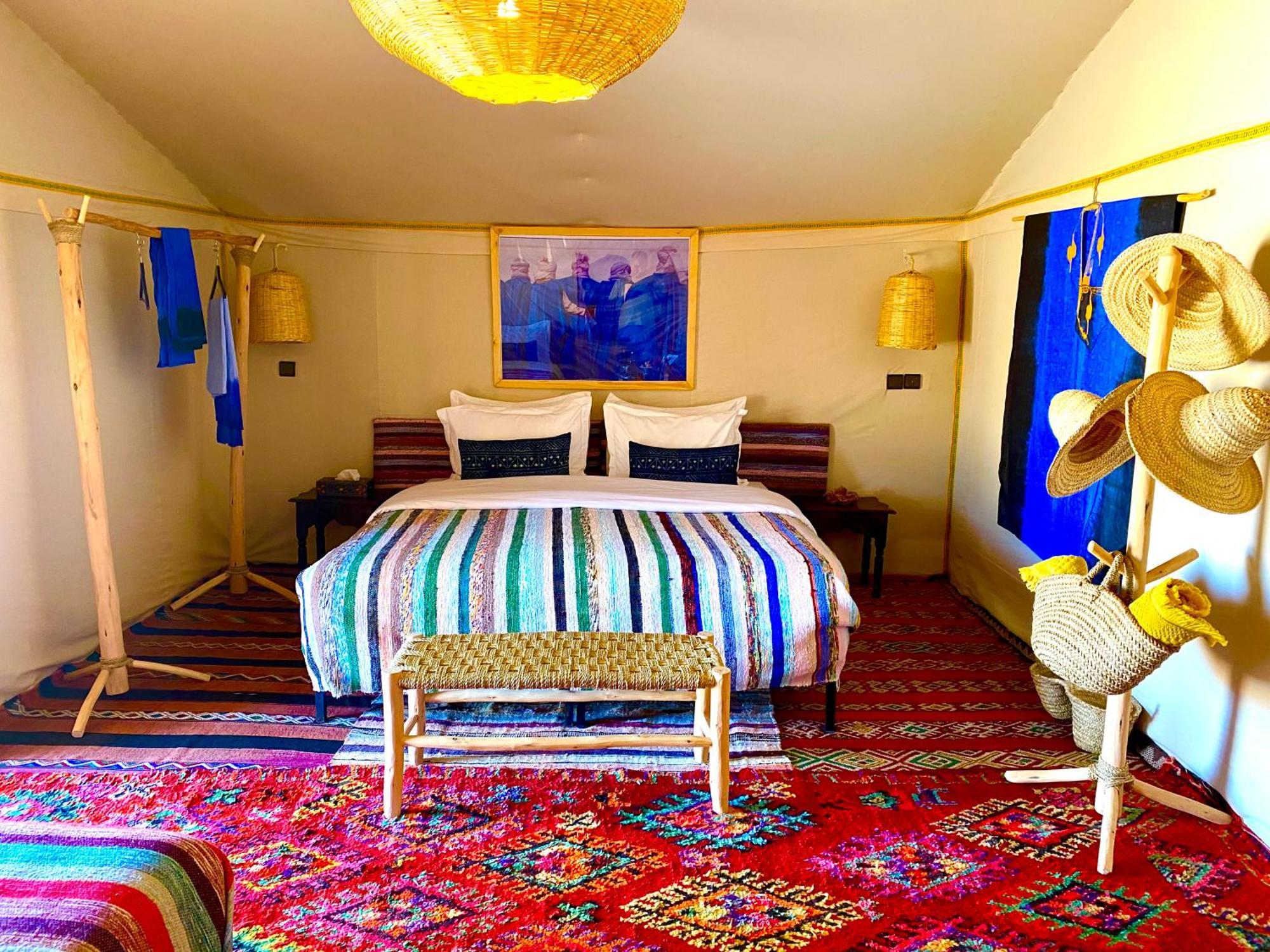 Pueblo Touareg - Private Tents Merzouga Bagian luar foto