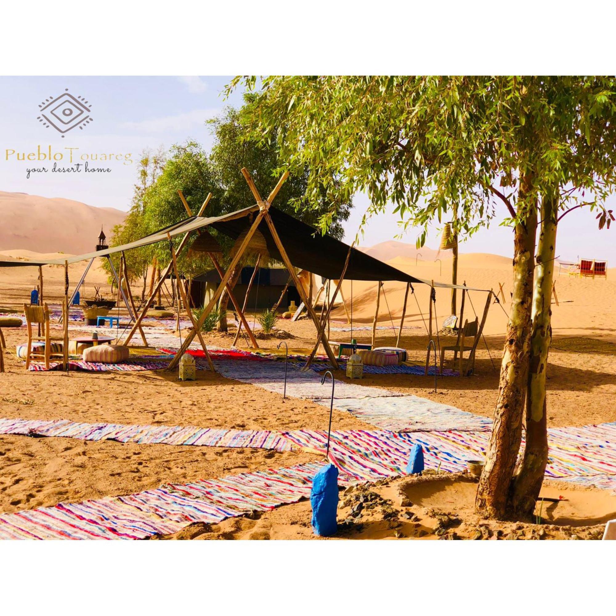 Pueblo Touareg - Private Tents Merzouga Bagian luar foto